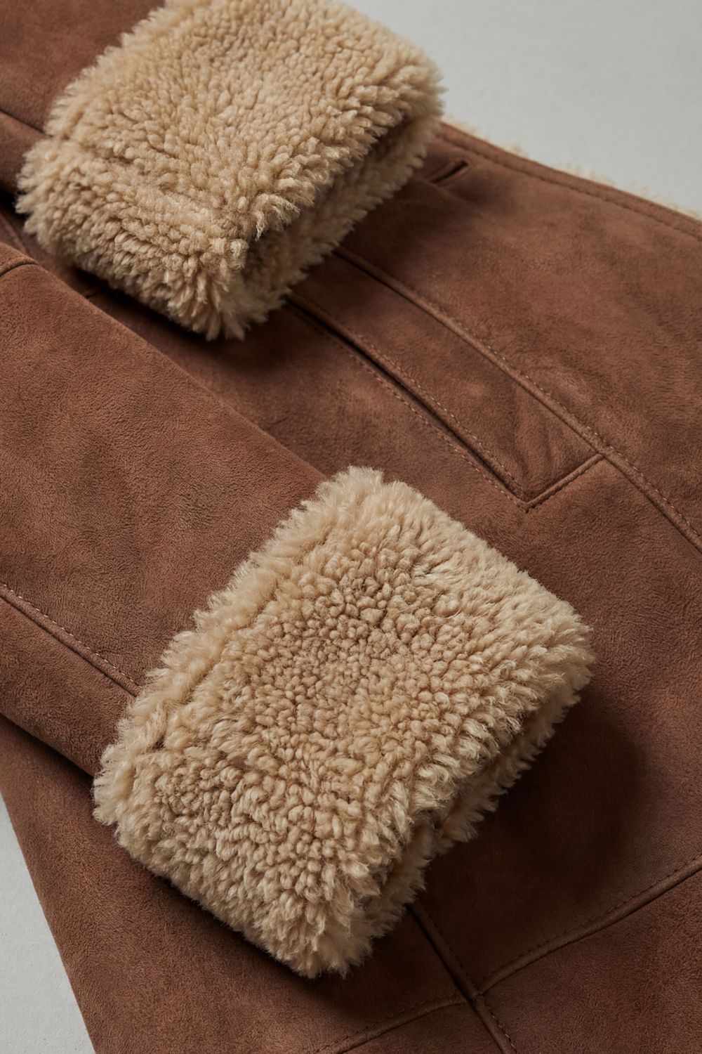Selvion – Shearling-lined silhouette – Long winter coat