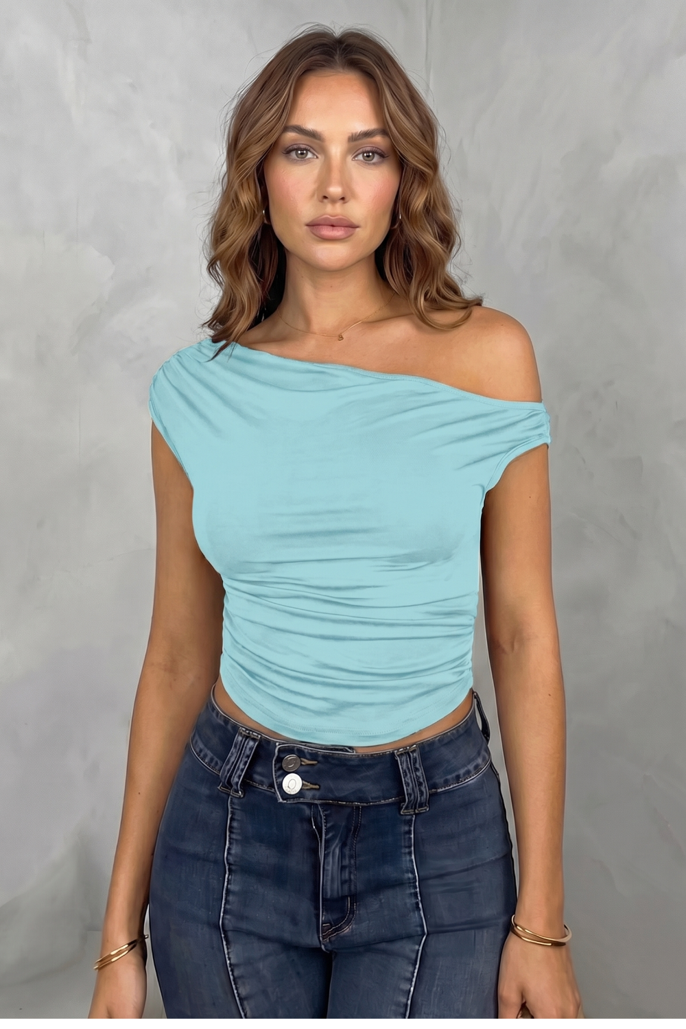 Elovienne – Asymmetric ruched silhouette – One shoulder top