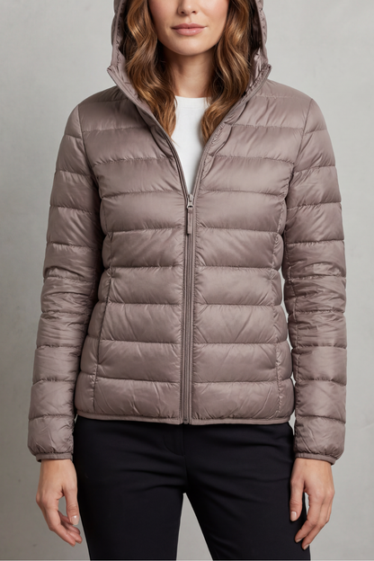 Aela – Ultra light – Packable hooded puffer jacket