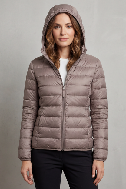 Aela – Ultra light – Packable hooded puffer jacket