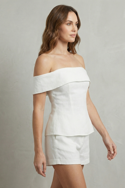 Alvienne – Off shoulder peplum elegance – Two piece set