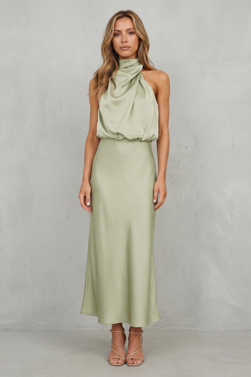 Brionelle – Halter neck elegance – Maxi dress