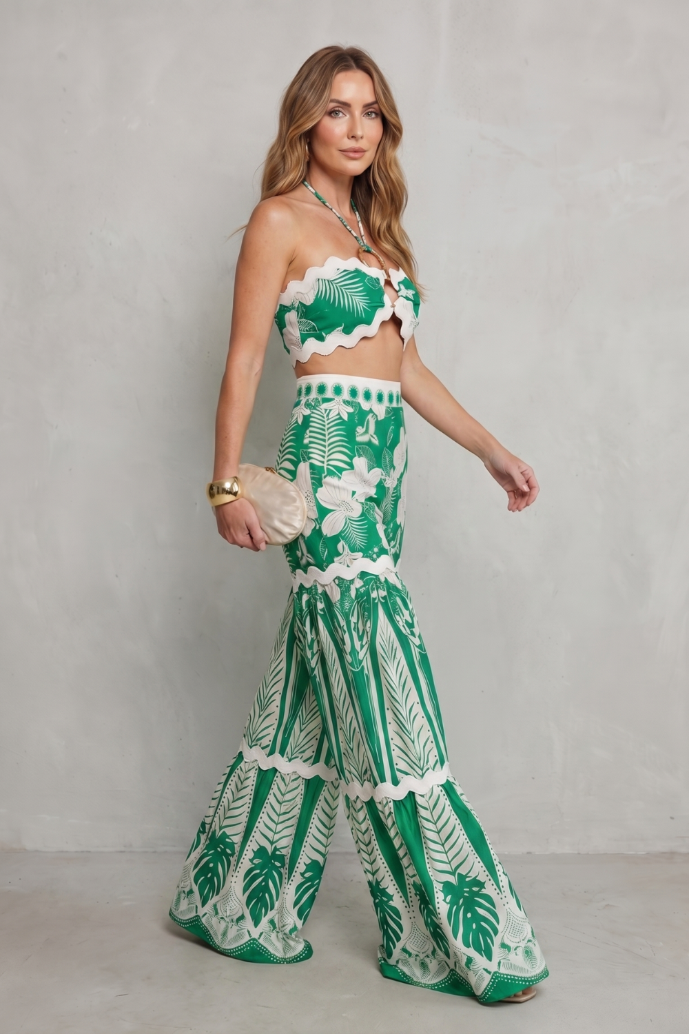 Cassira – Tropical print allure – Two-piece set