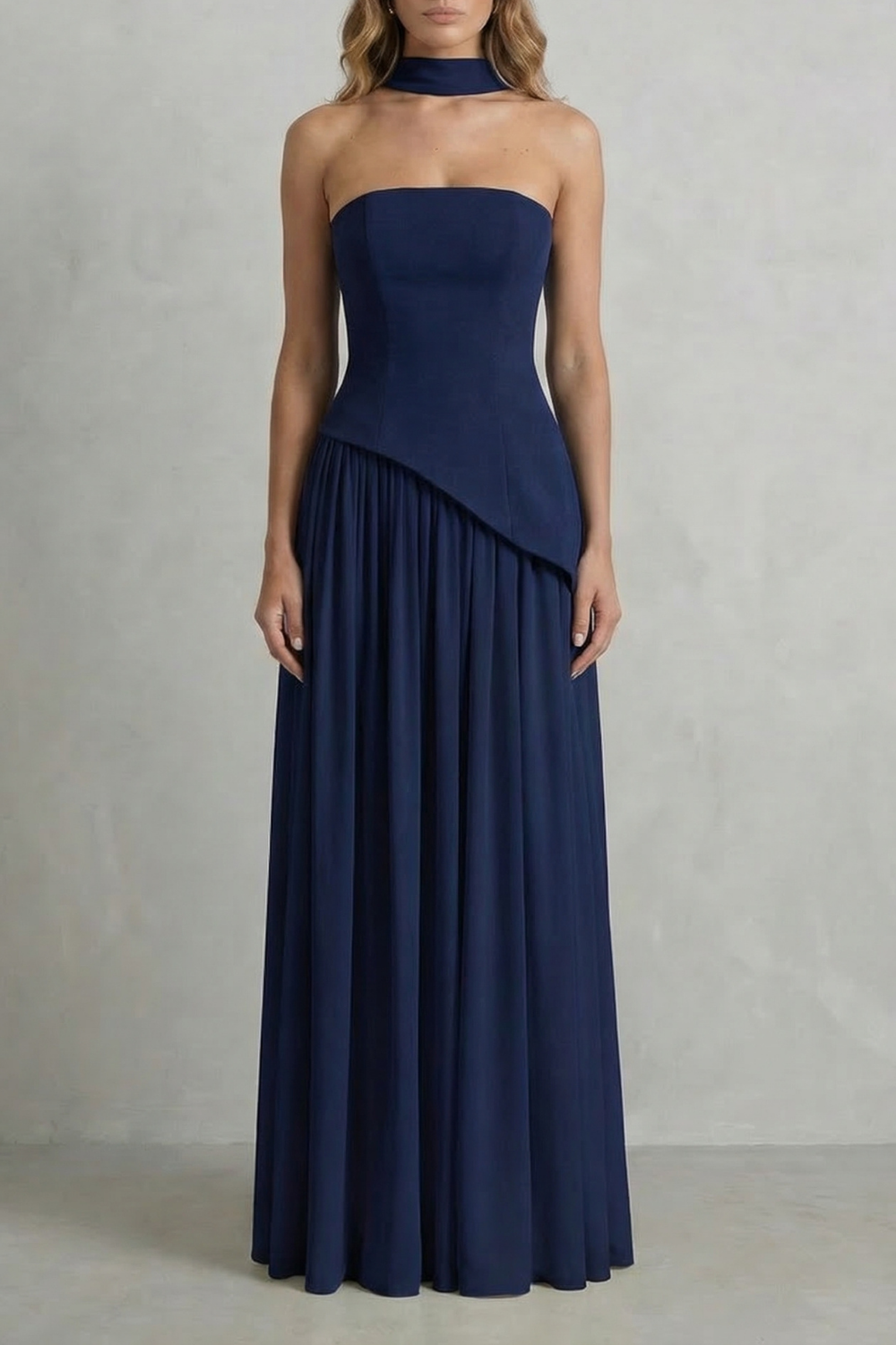 Celestara – Sculpted draped slit – Strapless maxi dress