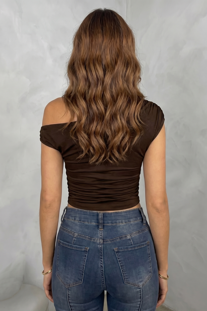 Elovienne – Asymmetric ruched silhouette – One shoulder top