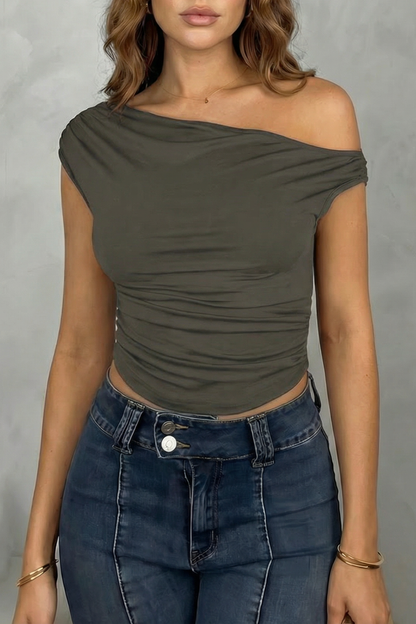 Elovienne – Asymmetric ruched silhouette – One shoulder top