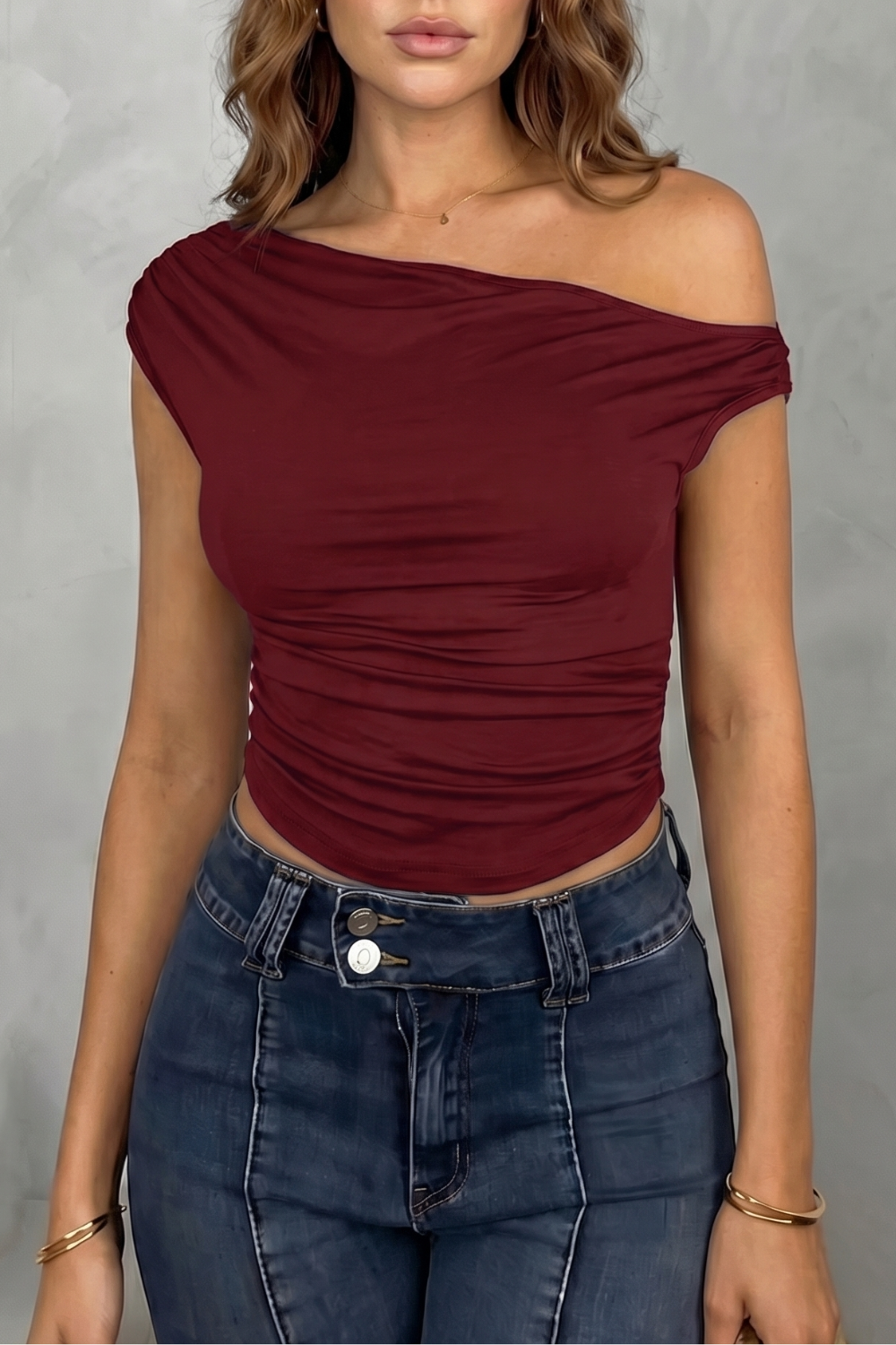 Elovienne – Asymmetric ruched silhouette – One shoulder top