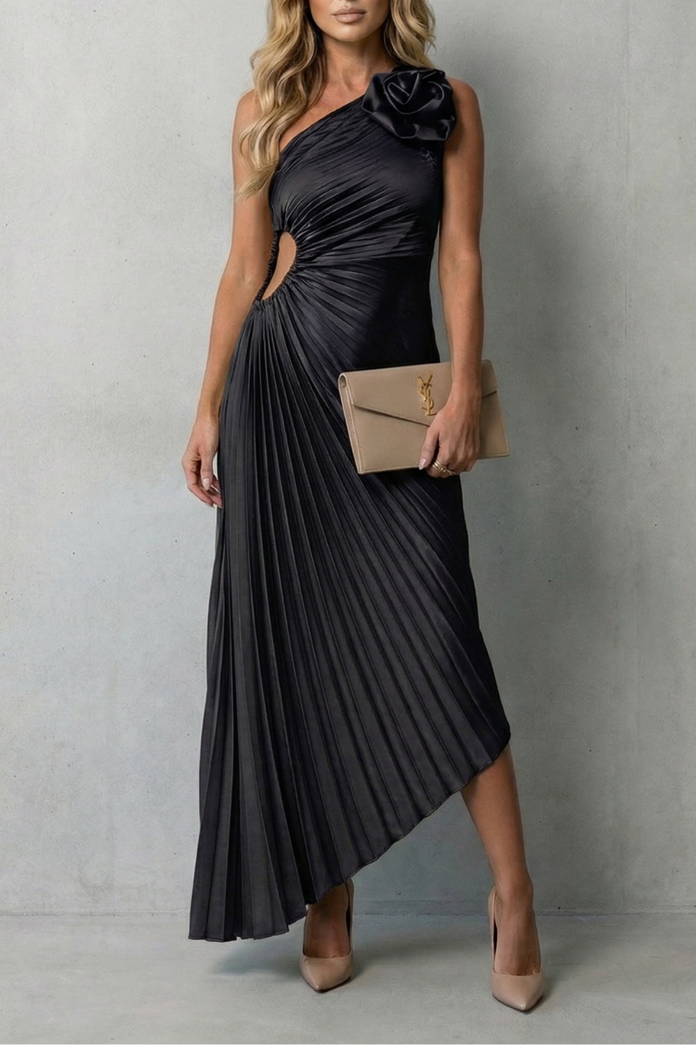 Felicity – Statement elegance – Women’s One-Shoulder Pleated Maxi Dress