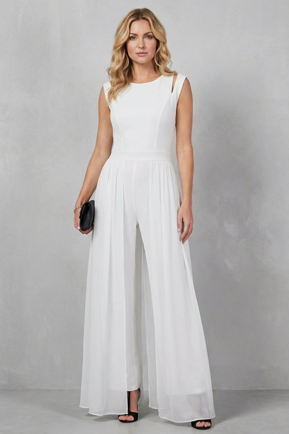 Maelira – Sheer panel cutout – Evening jumpsuit