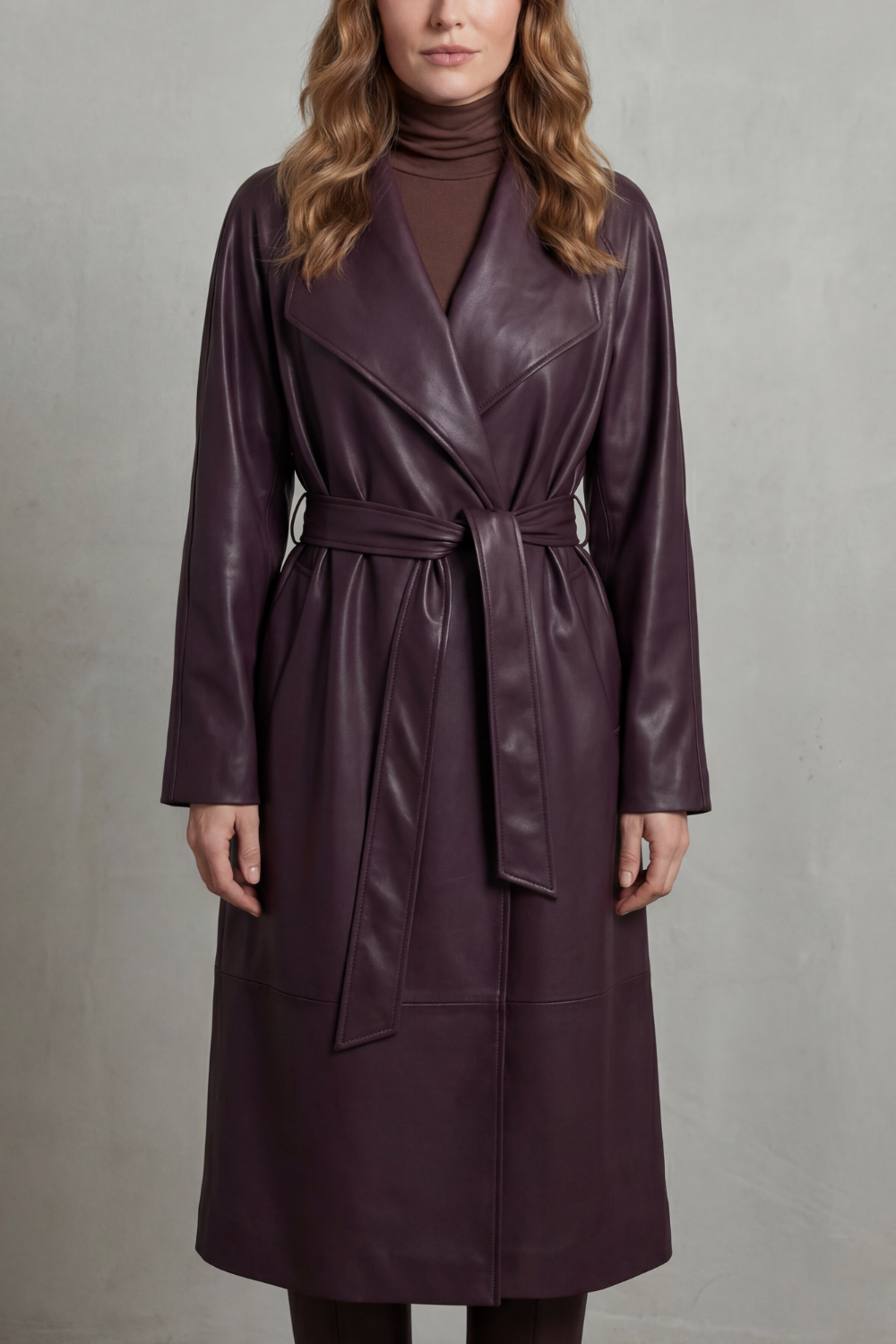 Marzienne – Waist-cinching silhouette – Faux leather trench coat