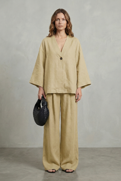Morvella – Relaxed wrap silhouette – Two piece set