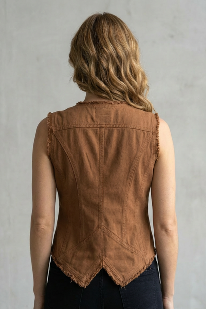 Ravelle – Distressed Button Denim Vest – Western-Inspired Statement Piece