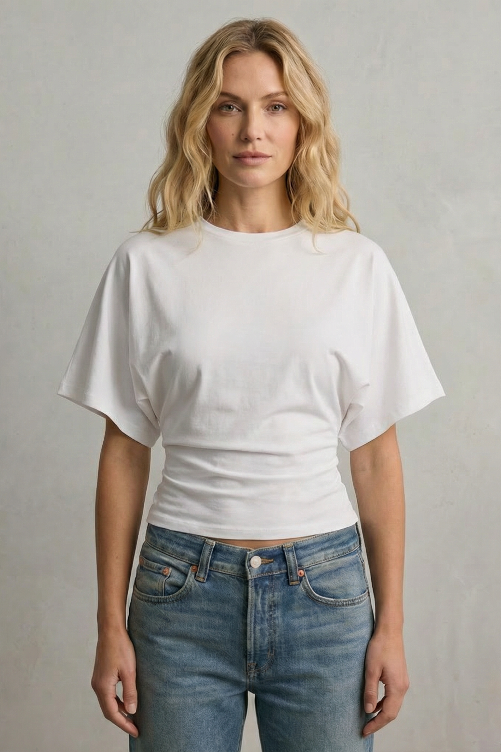 Seravelle – Sculpted waist elegance – Cropped top