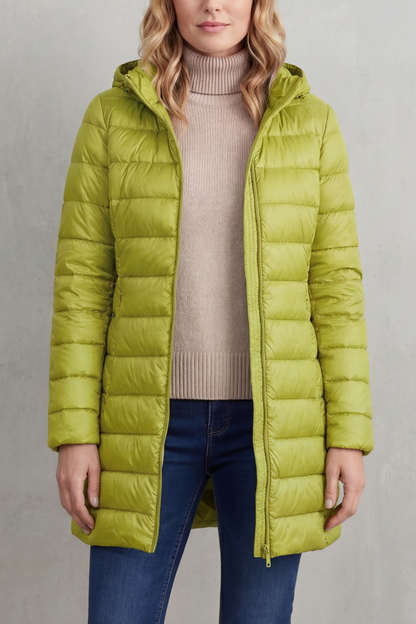 Serelune – Featherlight warmth – Hooded down jacket