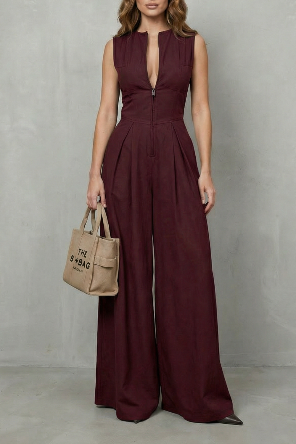 Valerisse – Sculpted zip-front elegance – Wide leg jumpsuit