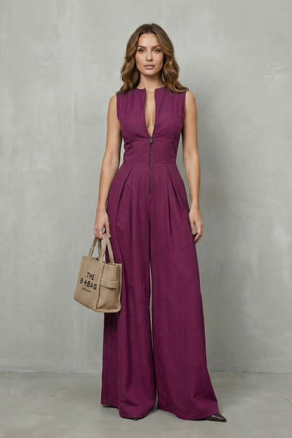 Valerisse – Sculpted zip-front elegance – Wide leg jumpsuit