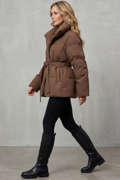 Valmira – Oversized collar – Belted puffer coat