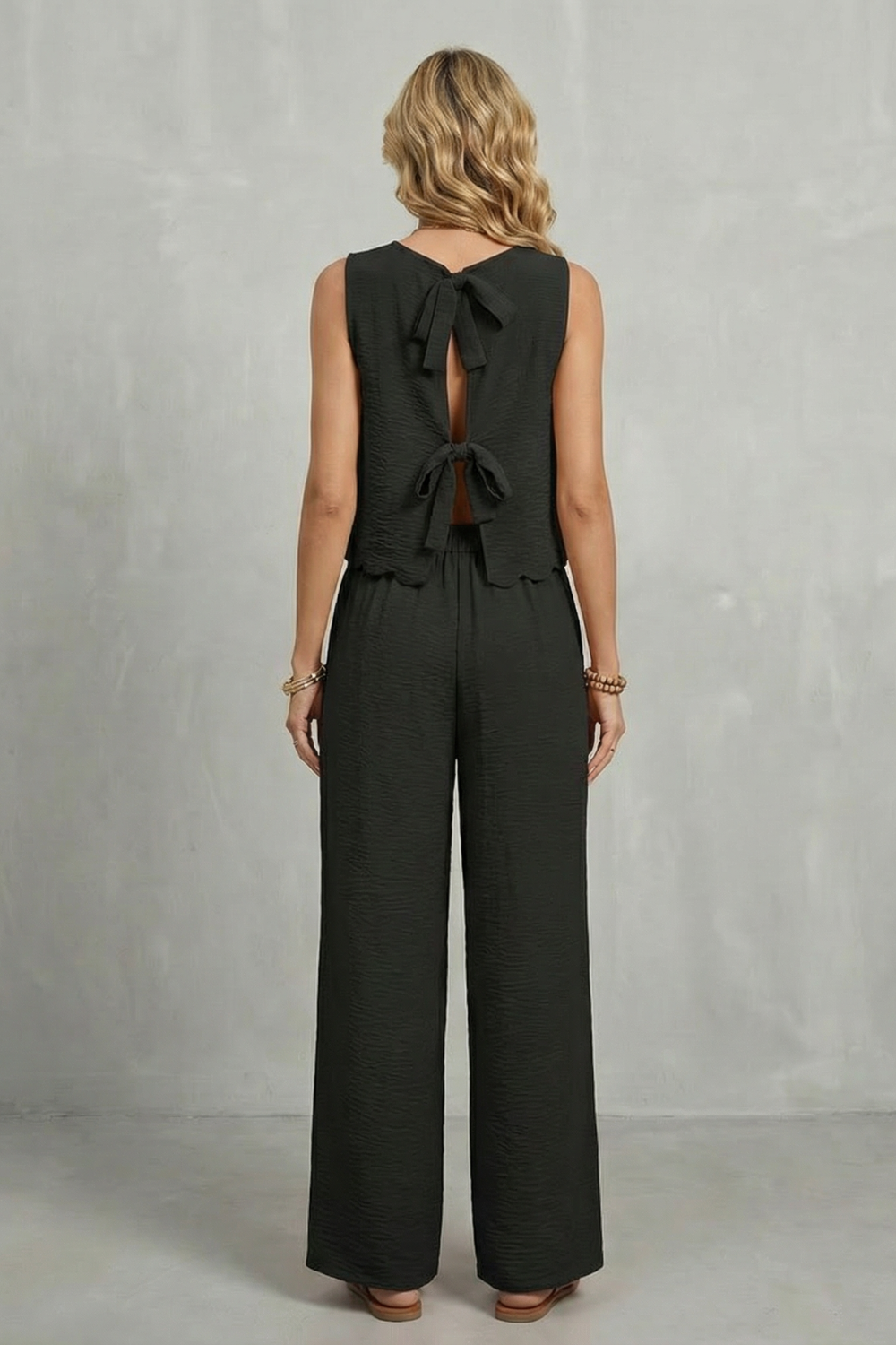 Velmira – Open-back bow detail – Two piece set