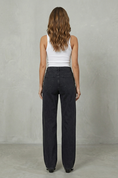 Velmoura – Crystal cut detail – Wide leg jeans