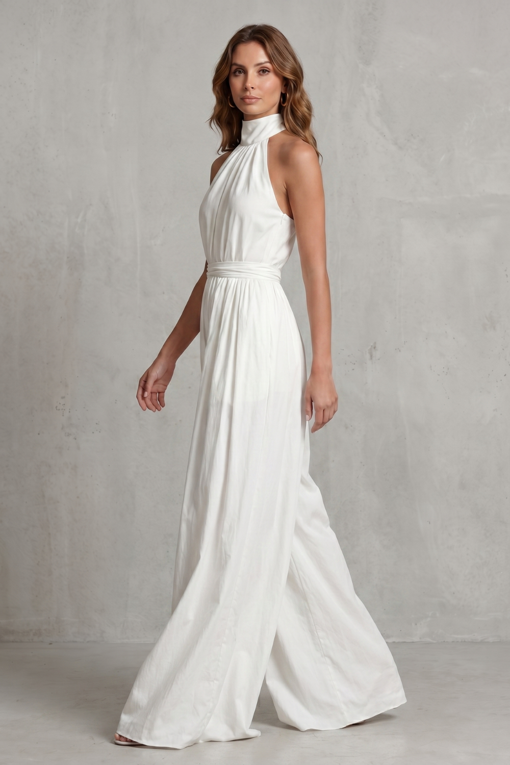 Veloria – Elegant draped silhouette – Halter-neck jumpsuit