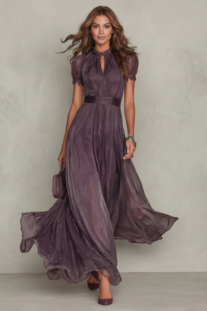 Velouraine – Lace keyhole elegance – Maxi dress